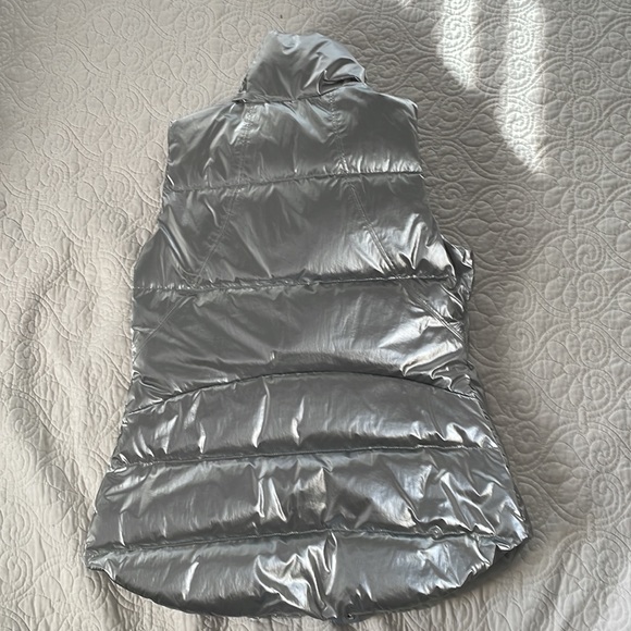 Athleta Vest - Picture 12 of 17